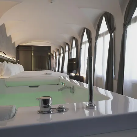 Palazzo Santo Spirito 4* Bérgamo